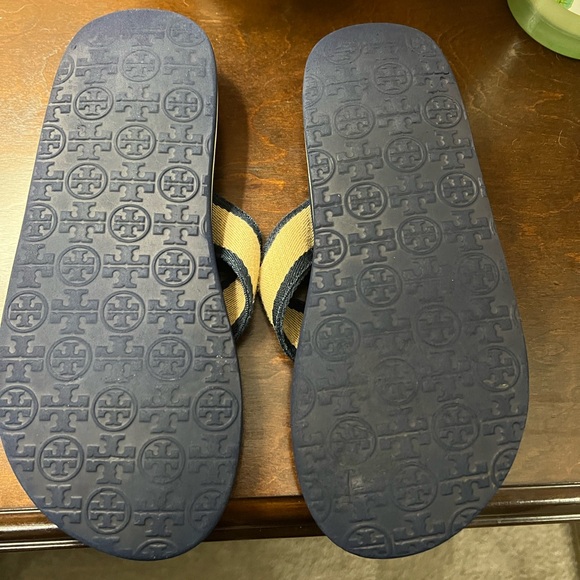 Tory Burch Rubber sandals - Picture 7 of 9